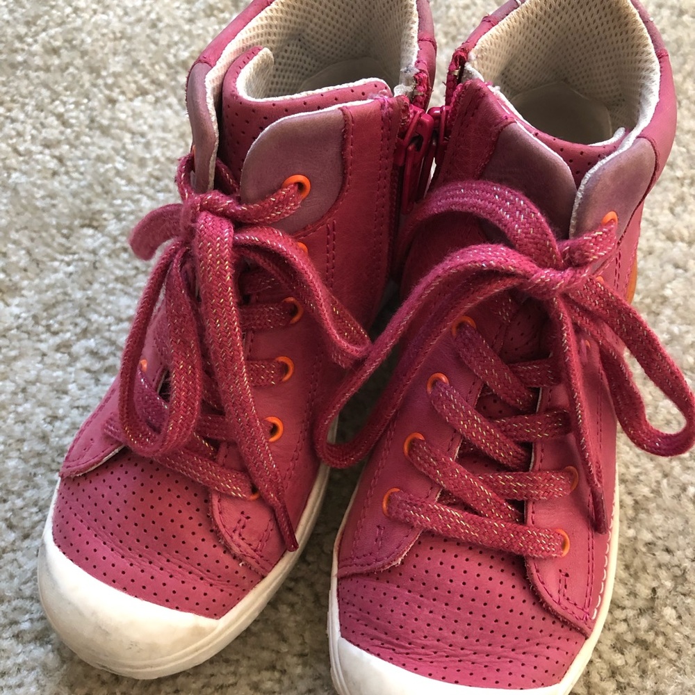 Leather high top girl sneakers 11.5 (28 Europe)